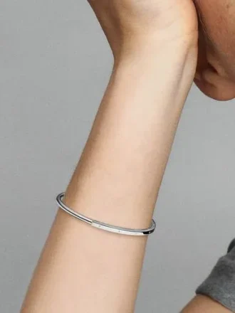 Pandora Signature I-D Open Bangle – Sterlingsilber