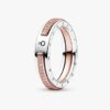 Pandora Signature zweifarbiger Logo & Pavé-Ring – Sterlingsilber, 14 Karat Roségold-Beschichtung Pandora Signature zweifarbiger Logo & Pavé-Ring – Sterlingsilber, 14 Karat Roségold-Beschichtung