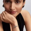 Pavé-Verschluss-Armband mit Fuchsschwanz-Charm aus Sterlingsilber