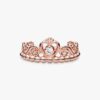 Princess Tiara Crown Ring – 14 Karat Roségold-Beschichtung
