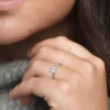 Quadratischer Halo-Ring aus Sterlingsilber