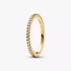 „Playful Love“ – Ring-Set mit goldenem, erhöhtem Herz und funkelndem Band (2er-Set) „Playful Love“ – Ring-Set mit goldenem, erhöhtem Herz und funkelndem Band (2er-Set)
