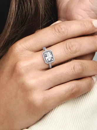 Rechteckiger funkelnder Halo-Ring aus Sterlingsilber