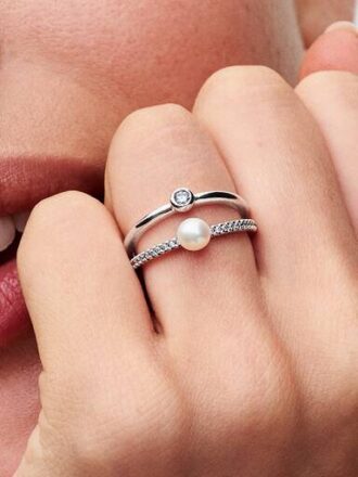 Ring mit doppelter Fassung aus behandeltem Süßwasser-Zuchtperle und Pavé – Sterlingsilber