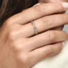 Ring mit geknoteten Herzen aus Sterlingsilber Ring mit geknoteten Herzen aus Sterlingsilber