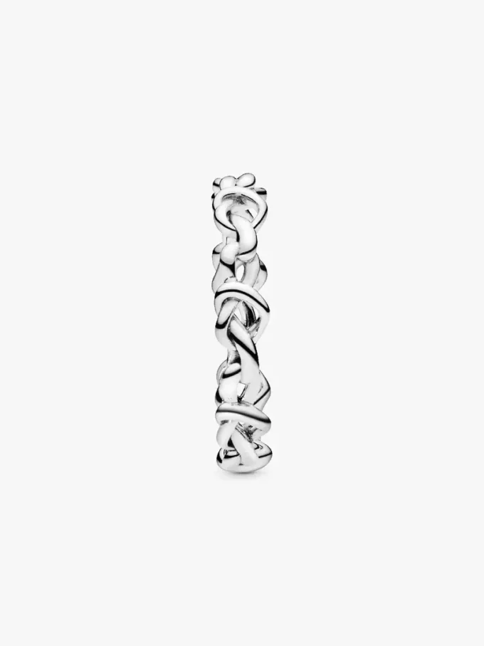 Ring mit geknoteten Herzen aus Sterlingsilber Ring mit geknoteten Herzen aus Sterlingsilber