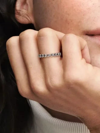 Ring mit Herzband aus Sterlingsilber