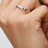 Ring „Row of Hearts“ aus Sterlingsilber