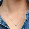 Runde Halo-Halskette aus Sterlingsilber Runde Halo-Halskette aus Sterlingsilber