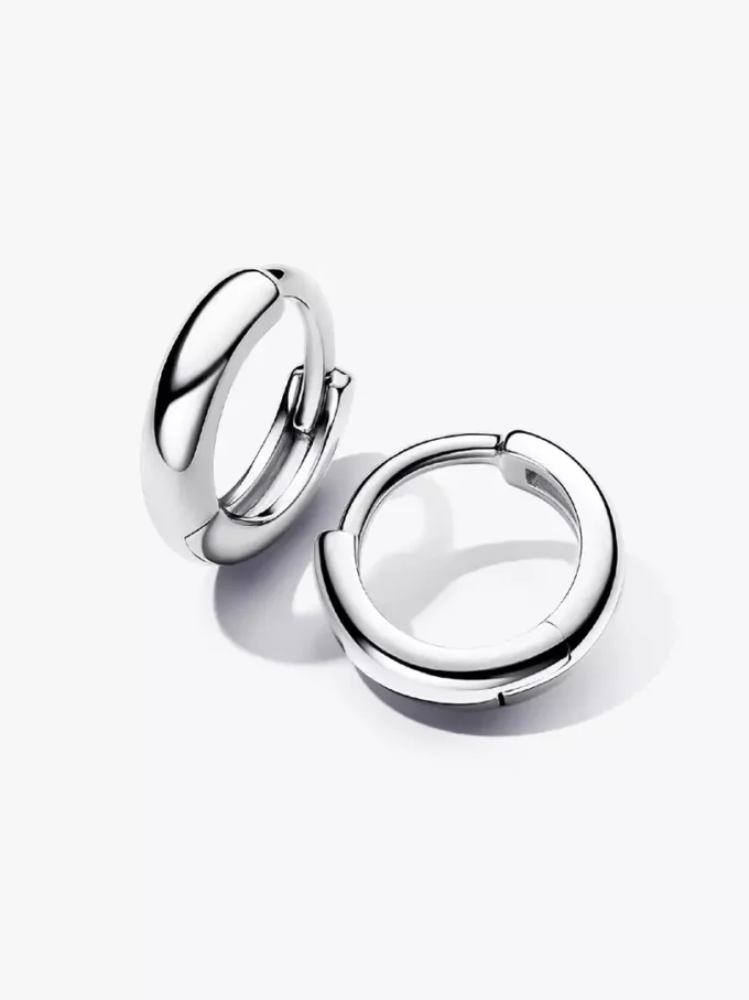 Runde Huggie-Ohrringe aus Sterlingsilber Runde Huggie-Ohrringe aus Sterlingsilber
