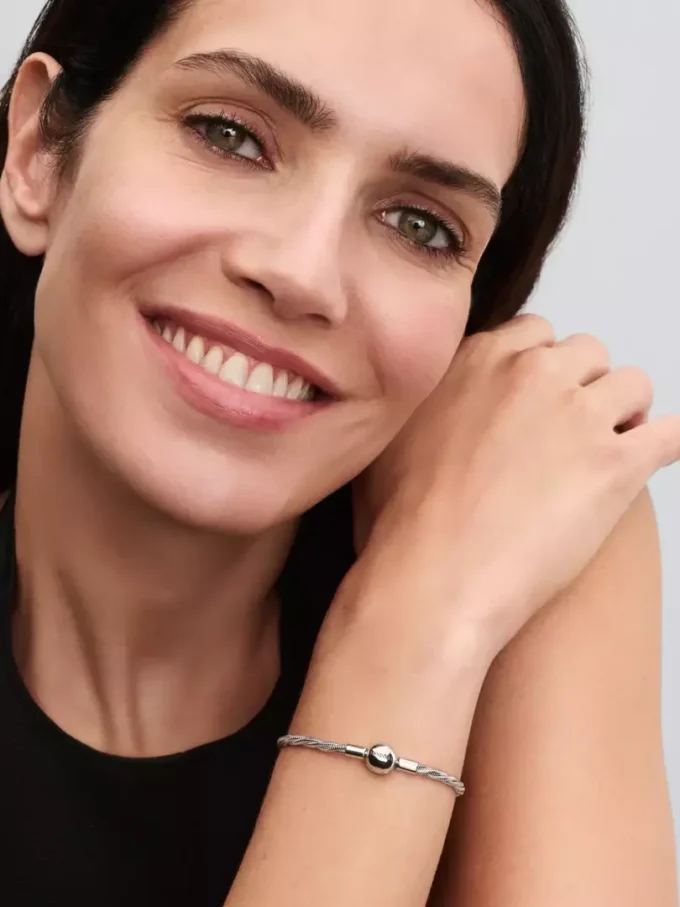 Runde Pandora-Verschluss-Snake Chain-Kette aus Sterlingsilber Runde Pandora-Verschluss-Snake Chain-Kette aus Sterlingsilber