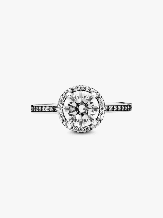 Runder funkelnder Ring aus Sterlingsilber Runder funkelnder Ring aus Sterlingsilber