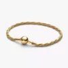 Rundes Pandora-Armband mit gedrehter Snake Chain und Verschluss, 14-karätig vergoldet Rundes Pandora-Armband mit gedrehter Snake Chain und Verschluss, 14-karätig vergoldet