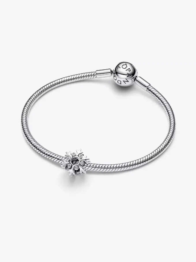 Schneeflocken-Charm aus Sterlingsilber