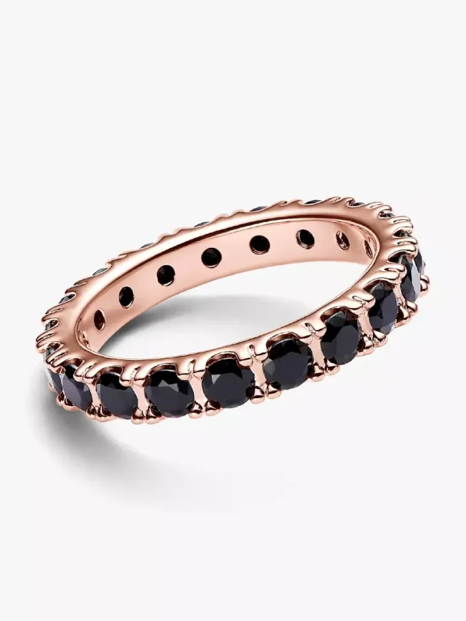 Schwarzer, funkelnder Eternity-Ring mit 14-karätiger Roségoldbeschichtung Schwarzer, funkelnder Eternity-Ring mit 14-karätiger Roségoldbeschichtung