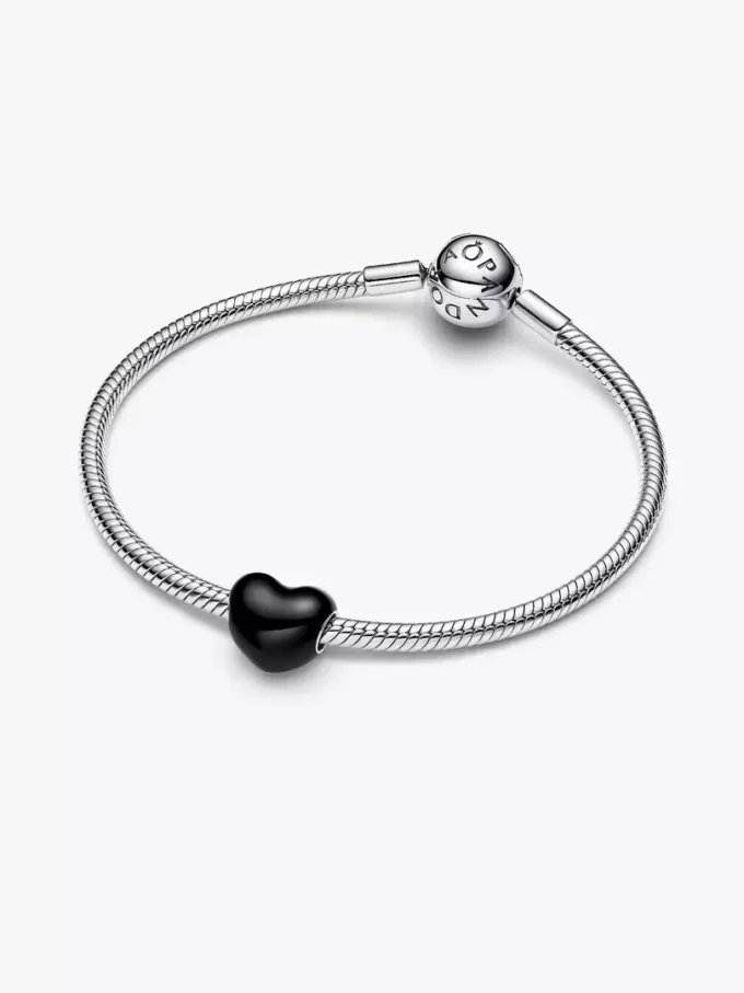 Schwarzer Herz-Charm aus Sterlingsilber Schwarzer Herz-Charm aus Sterlingsilber