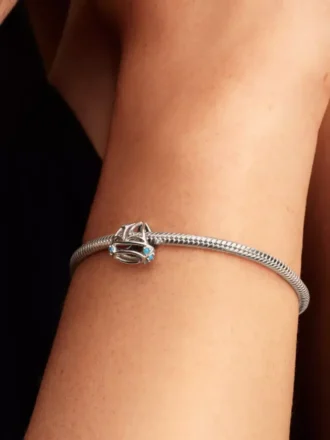 Segelboot-Charm aus Sterlingsilber Segelboot-Charm aus Sterlingsilber