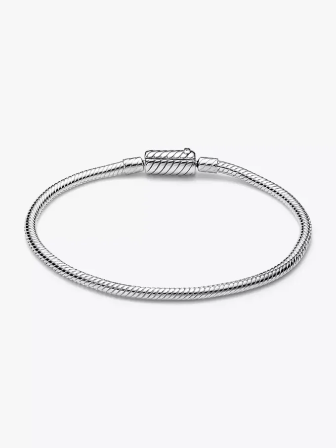 Snake Chain-Armband aus Sterlingsilber mit leicht zu schließendem Magnetverschluss Snake Chain-Armband aus Sterlingsilber mit leicht zu schließendem Magnetverschluss