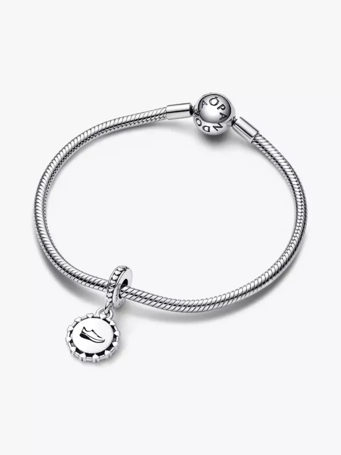 Sneaker-Charm aus Sterlingsilber Sneaker-Charm aus Sterlingsilber