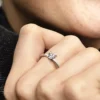 Sparkling Heart Solitaire Ring aus Sterlingsilber Sparkling Heart Solitaire Ring aus Sterlingsilber