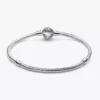 Sterling-Silber-Armband mit Snake Chain und Nordstern-Verschluss Sterling-Silber-Armband mit Snake Chain und Nordstern-Verschluss