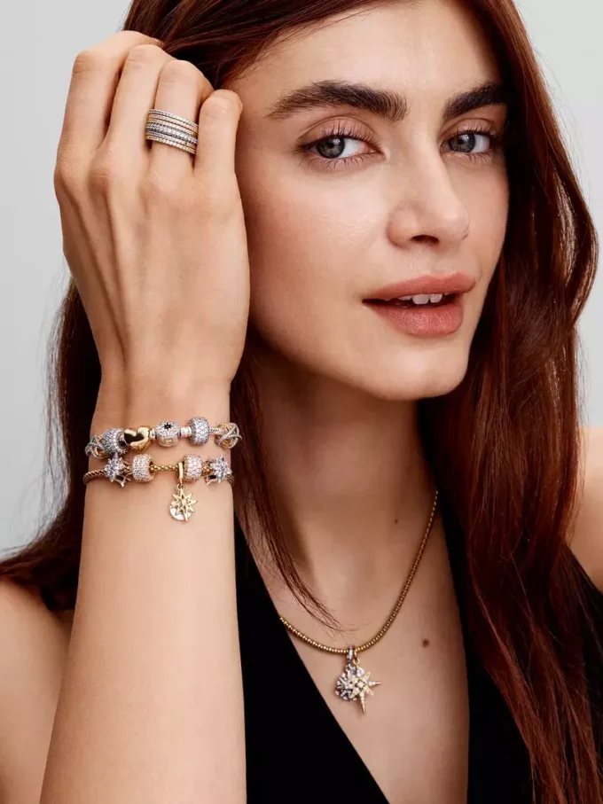 Sterling-Silber-Armband mit Snake Chain und Nordstern-Verschluss Sterling-Silber-Armband mit Snake Chain und Nordstern-Verschluss