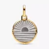 Sunrise-Medaillon-Charm, 14-karätig vergoldet Sunrise-Medaillon-Charm, 14-karätig vergoldet