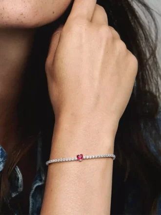 Tennisarmband „Red Sparkling Heart“ aus Sterlingsilber