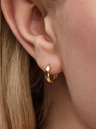 Twisted Huggie-Ohrringe, 14-karätig vergoldet Twisted Huggie-Ohrringe, 14-karätig vergoldet