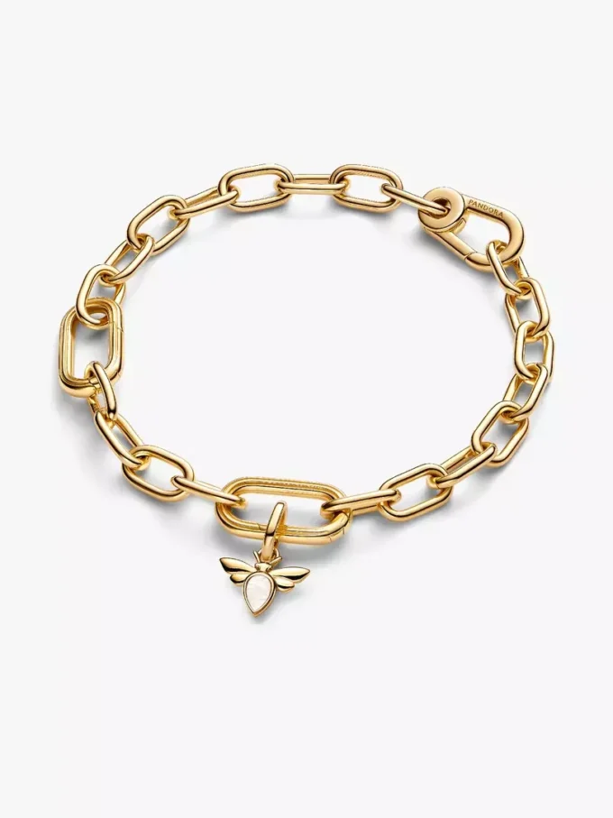 Weißer Mini-Dangle Charm in Bienenform, 14-karätig vergoldet Weißer Mini-Dangle Charm in Bienenform, 14-karätig vergoldet