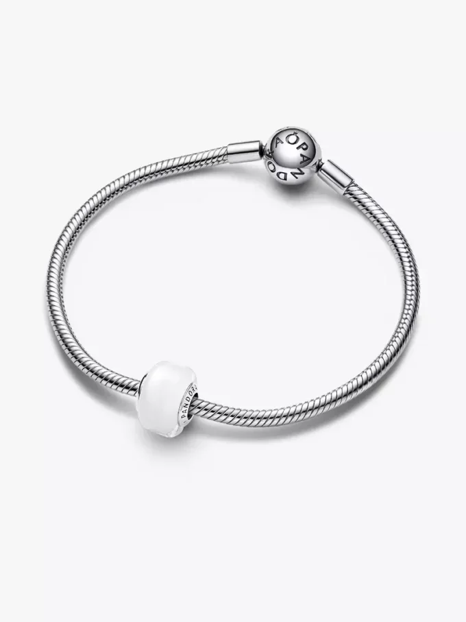 Weißer Mini-Murano Glass Charm aus Sterlingsilber Weißer Mini-Murano Glass Charm aus Sterlingsilber
