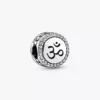 Yoga-Charm aus Sterlingsilber Yoga-Charm aus Sterlingsilber