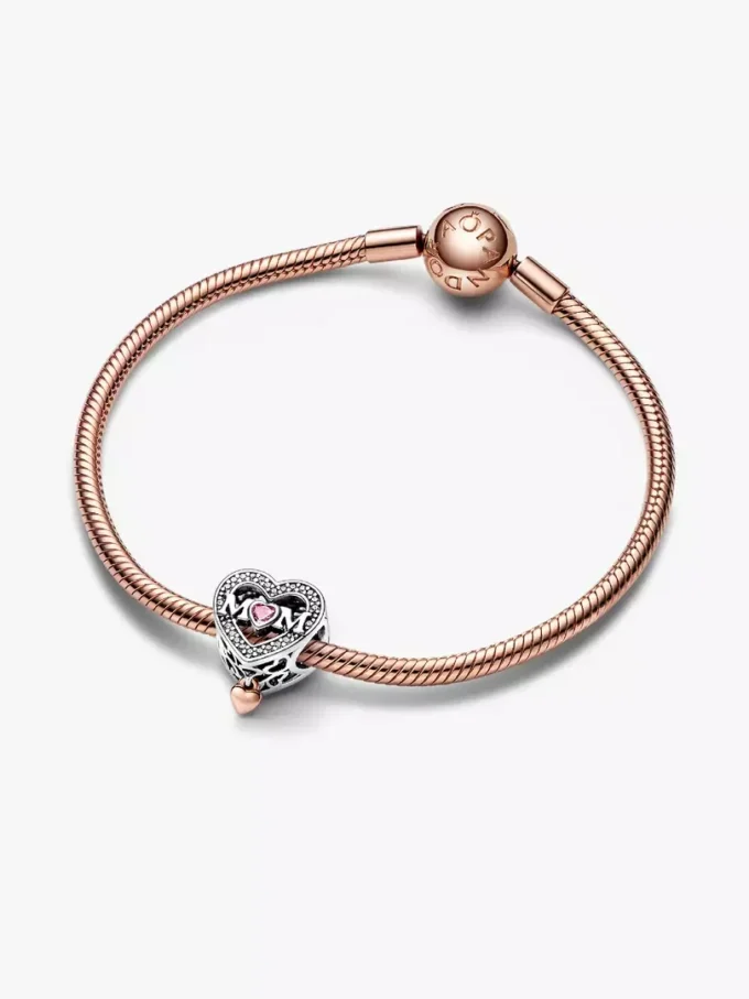 Zweifarbiger, durchbrochener „Mom & Heart“-Charm aus Sterlingsilber, 14 Karat Roségold-Beschichtung Zweifarbiger, durchbrochener „Mom & Heart“-Charm aus Sterlingsilber, 14 Karat Roségold-Beschichtung