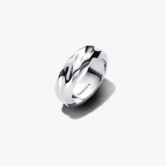 Breiter Ring mit gewelltem Band aus Sterlingsilber